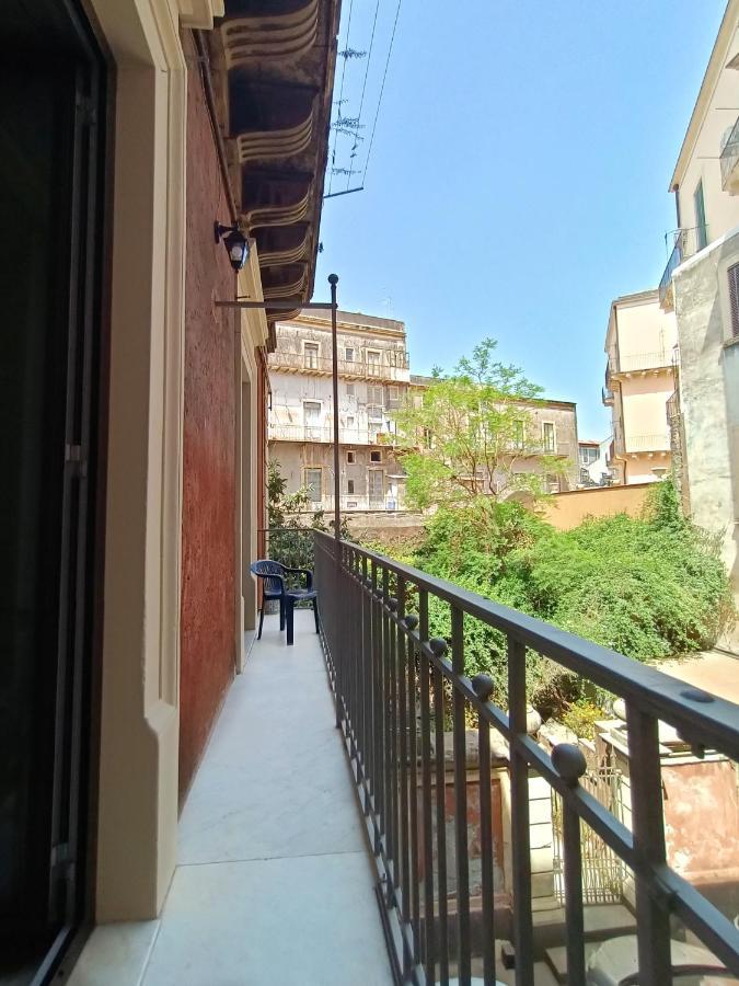 Stesicoro Art Home, In Centro Storico A Catánia Buitenkant foto