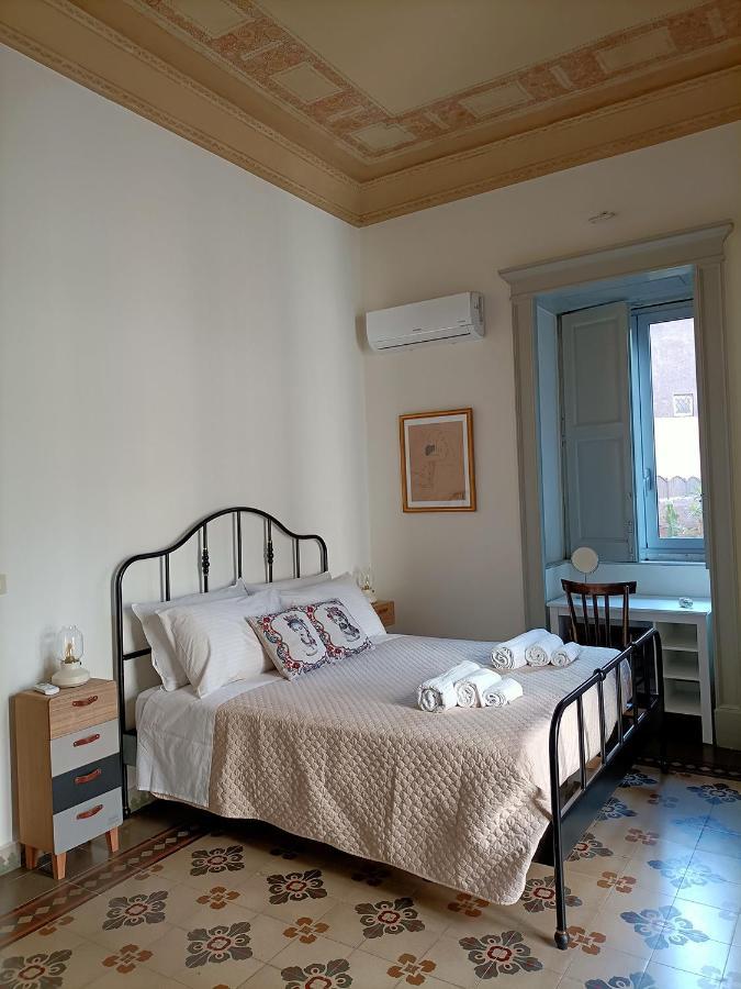 Stesicoro Art Home, In Centro Storico A Catánia Buitenkant foto